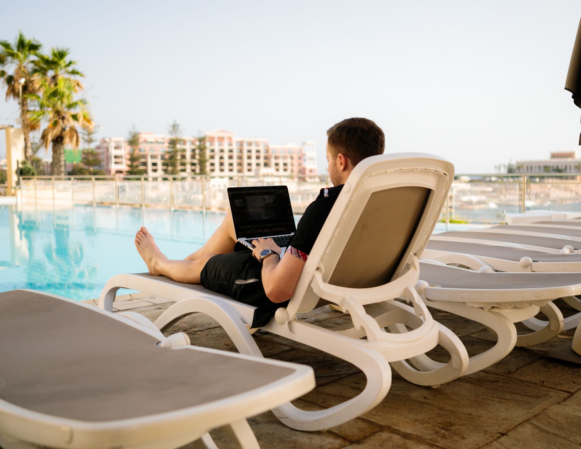 Where can you live as a digital nomad for under 2K$ a month