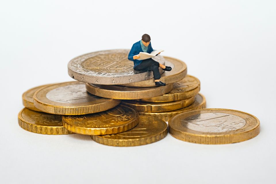 VC's and angels are not responding to you. Heres what you should be doing to raise money for your startup!